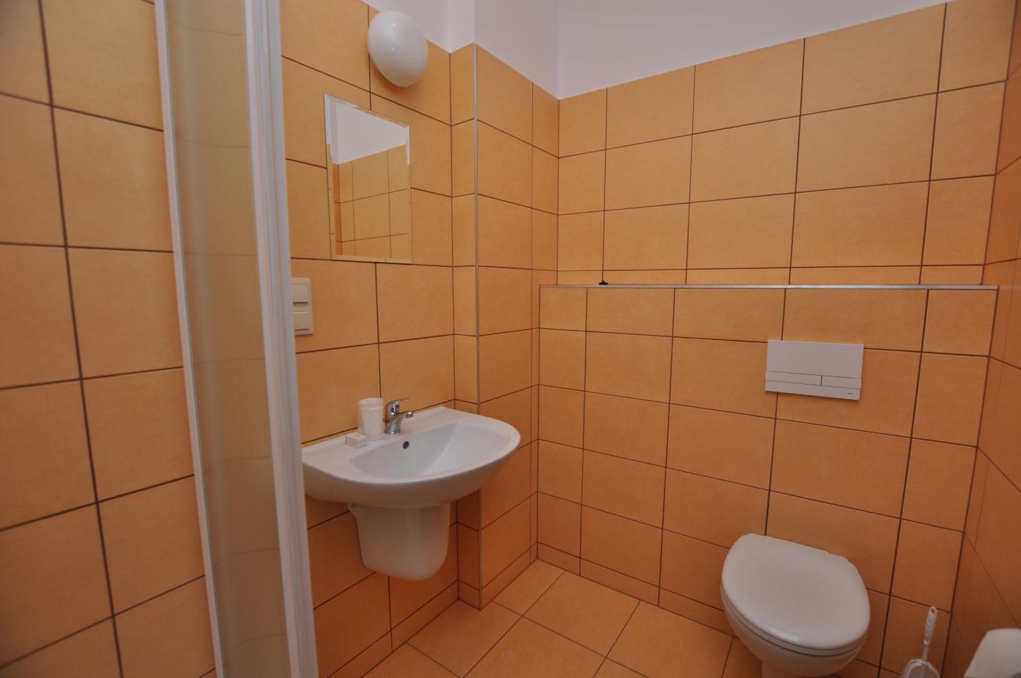 Artix Otel Zbąszynek Oda fotoğraf
