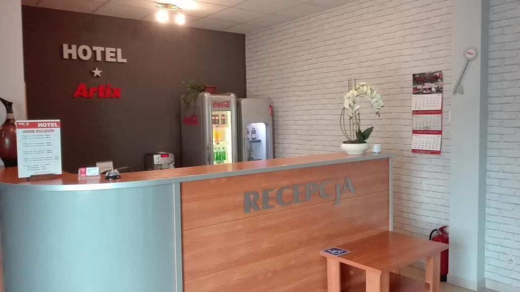 Artix Otel Zbąszynek Dış mekan fotoğraf