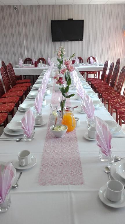 Artix Otel Zbąszynek Dış mekan fotoğraf